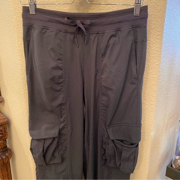 LULULEMON Women Gray Dance Studio Cargo Jogger Pants Size Small - Picture 2 of 7